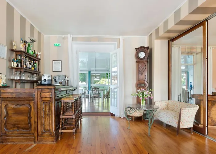 Les Goelands Отель 3*