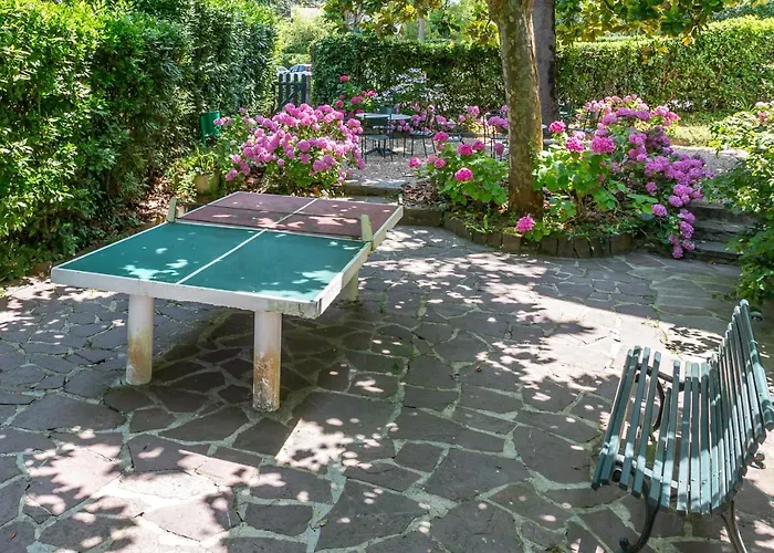 Отель Les Goelands 3*